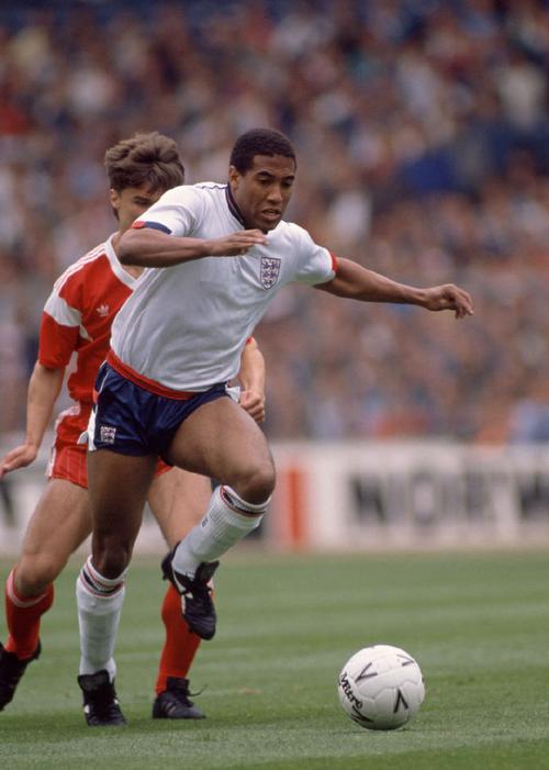 巴恩斯在哪个队？深度解析他的职业生涯和未来发展