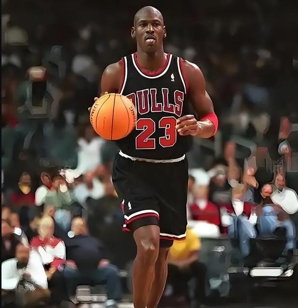 篮球巨星乔丹的年龄是多少？乔丹的精彩人生与财富