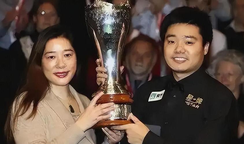 隐藏多年的秘密!丁俊晖第一任妻子张元元的故事