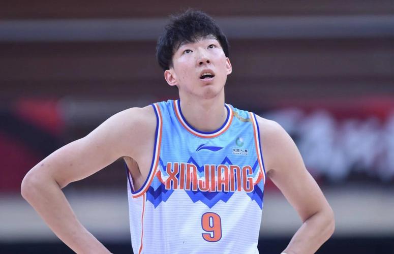 董瀚麟身高有2米吗？深扒董瀚麟的身高及相关信息