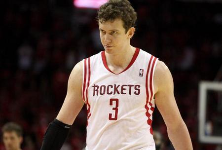 你知道阿西克是什么意思吗？揭秘NBA球员欧米尔·阿西克