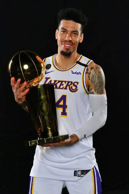 丹尼格林NBA生涯回顾：他究竟有多强？