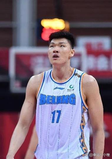 CBA球员范子铭的故乡在哪里？父母是做什么的？