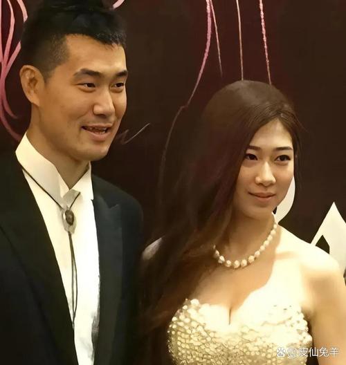 前CBA球星王仕鹏身高究竟多少？球迷热议不断