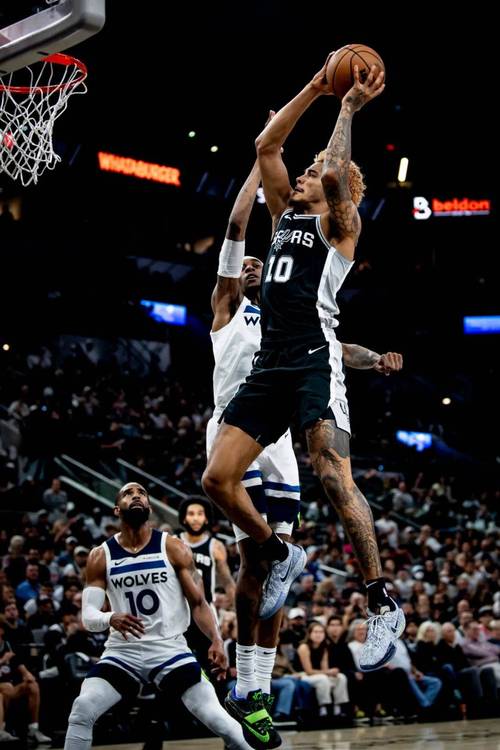 戈贝尔算巨星吗？防守专家能否封王？