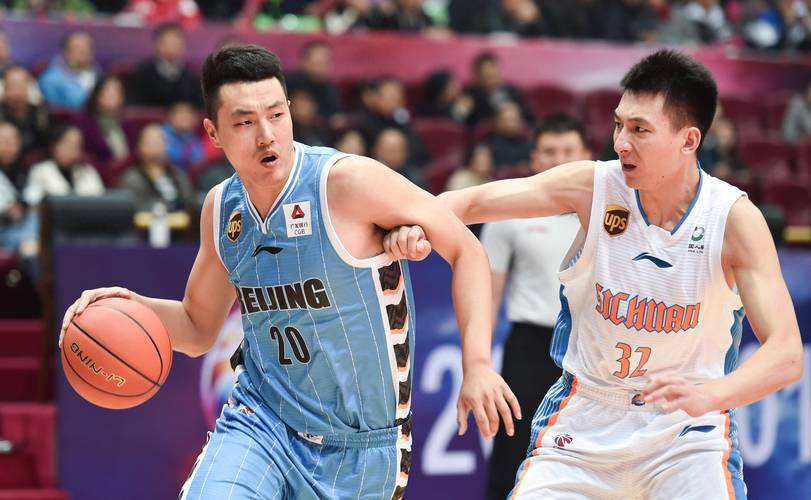 CBA翟晓川年薪曝光！你猜是多少？
