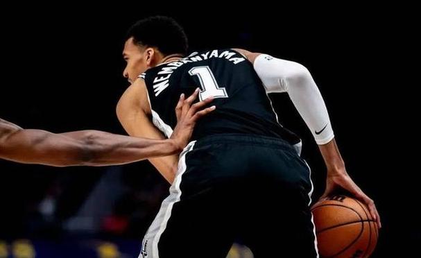 想知道NBA小斯是谁？带你回顾他的高光时刻和经典战役