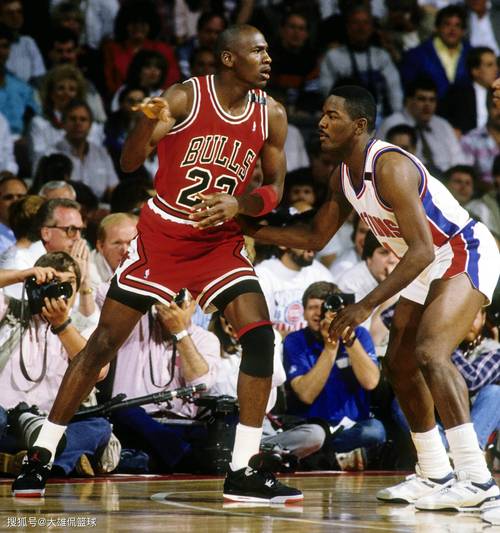 篮球巨星迈克尔乔丹身高是多少?深度解读其辉煌成就
