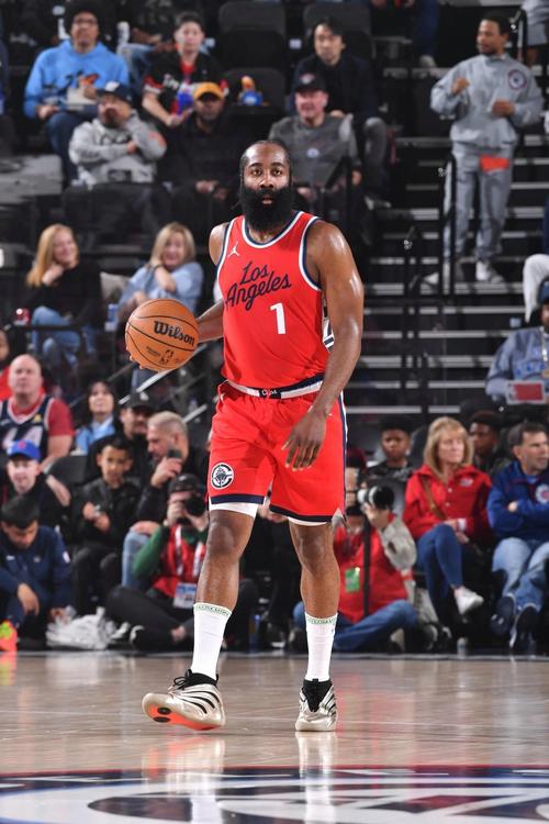 快船1号球衣花落谁家？哈登加盟引爆新赛季！