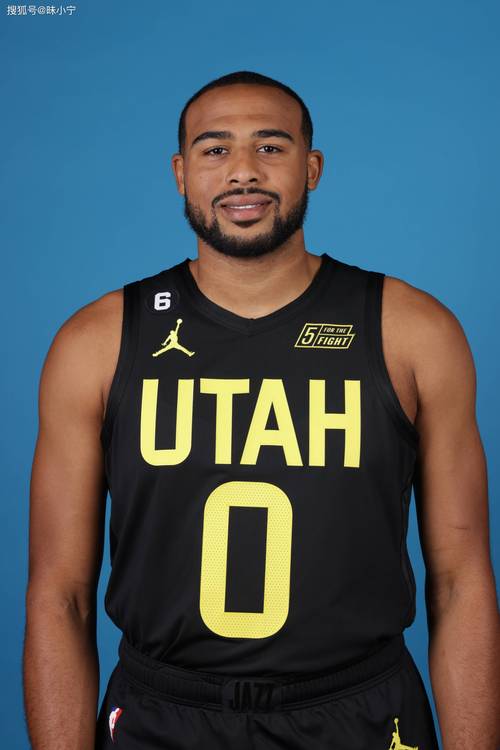 想知道塔克湖人球衣号码？这里有答案！