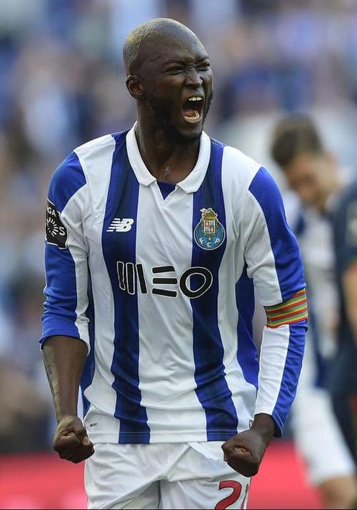 达尼洛佩雷拉：实力究竟如何？深度剖析他的职业生涯和成就