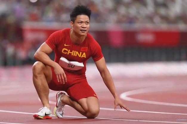 刘翔巅峰对决苏炳添：他能跑赢亚洲飞人吗？
