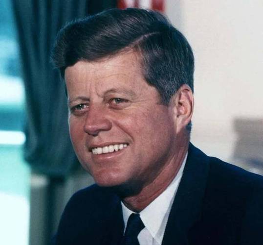 肯尼迪总统为何如此深入人心?探秘他受欢迎的原因