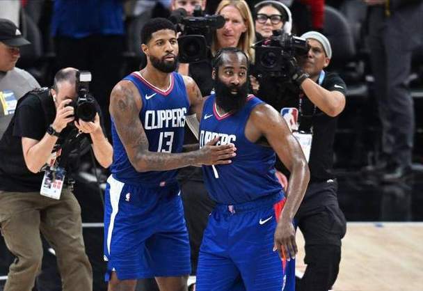 76人惜败快船，哈登与乔治旧将重逢