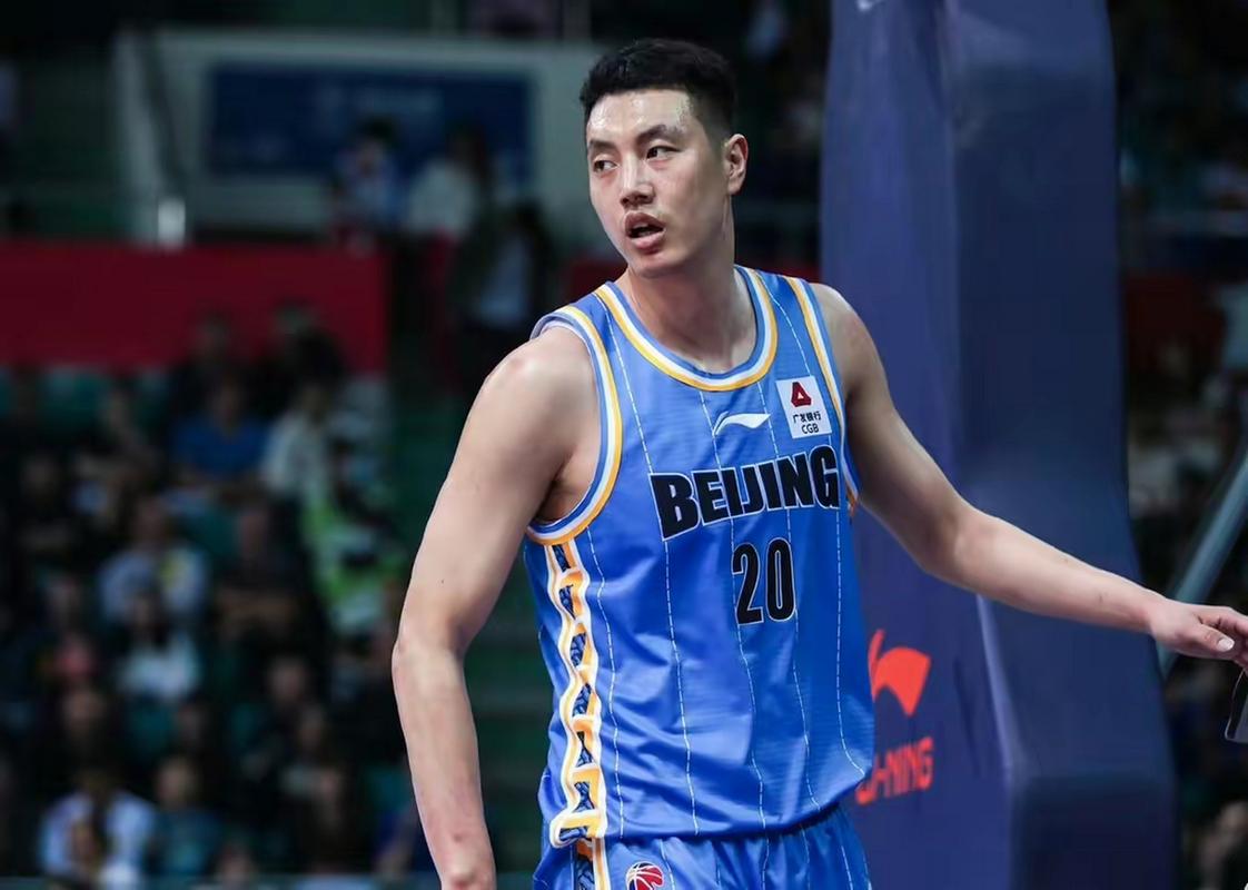 翟晓川身高多少厘米？一览CBA明星球员的详细资料！