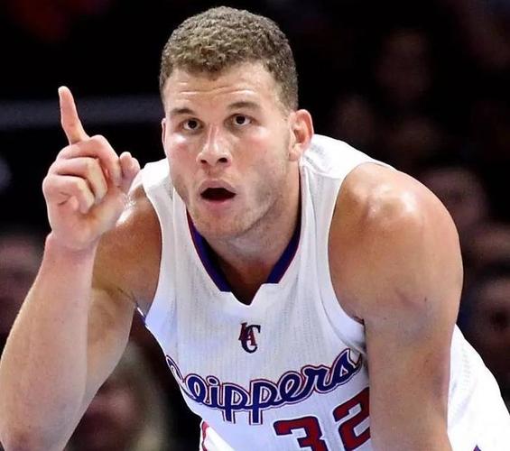 劲爆扣篮的布雷克格里芬退役了吗？让我们缅怀他的精彩瞬间