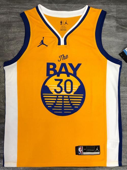 揭秘尼克杨NBA生涯所有球衣号码,你都知道吗?