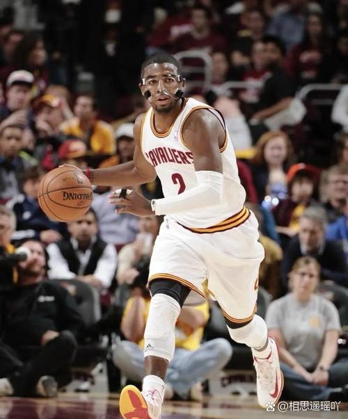 NBA球星欧文到底多高？官方身高和实际身高有出入吗？
