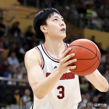 CBA球员徐杰年薪多少？70万年薪引争议，值吗？