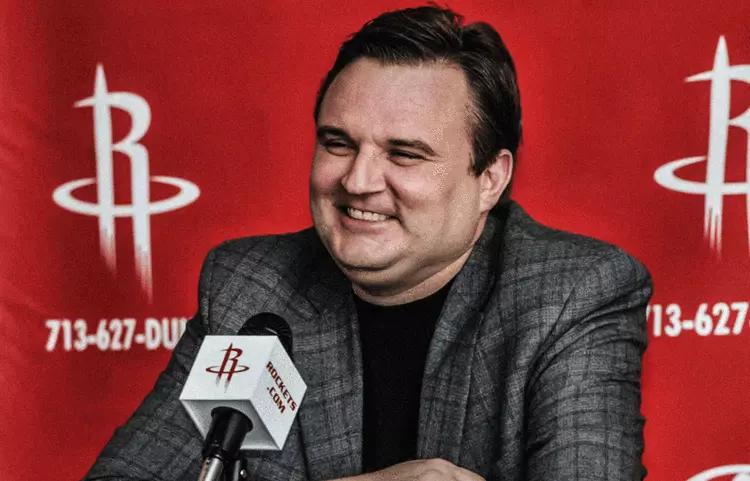 莫雷现在的工作单位是哪里？他最近发生了什么？