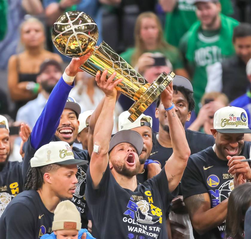 勇士夺冠了么？总决赛精彩回顾及战报！