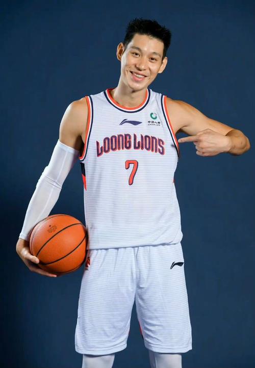 林书豪球衣号码是多少？CBA、P+联赛都穿几号？