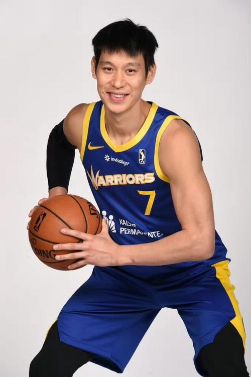 林书豪身高多少？揭秘篮球巨星真实身高