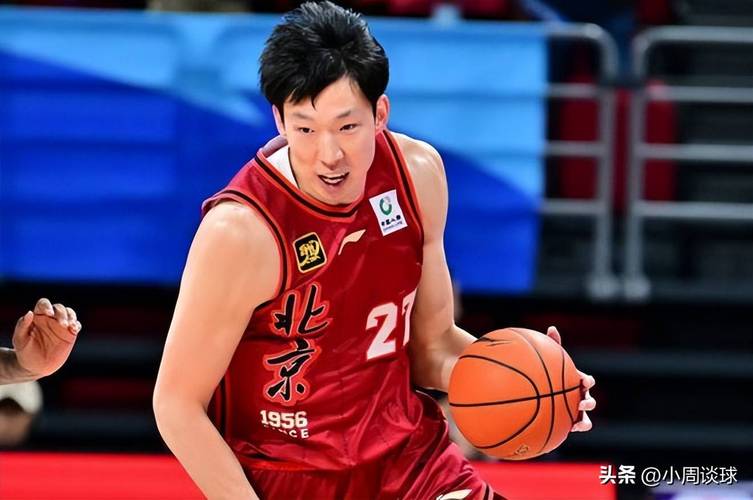 最新消息：周琦现在在哪？他已正式加盟北京首钢队！