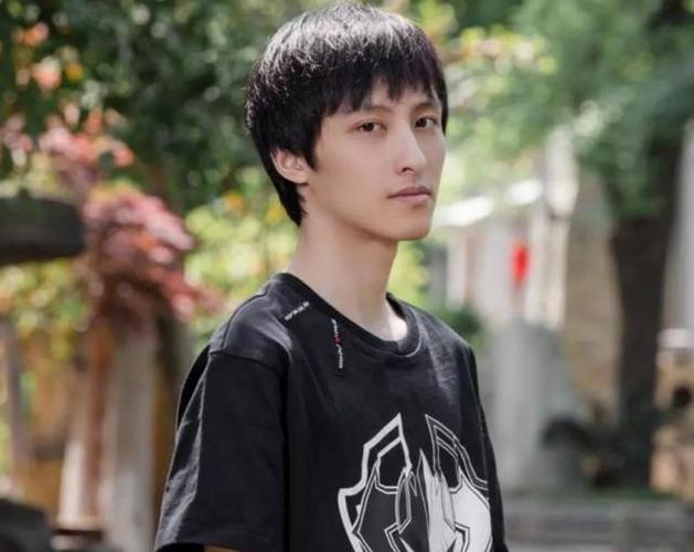 DOTA2大神AME，萧瑟这个名字的来历