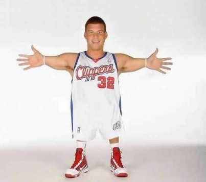 格里芬臂展多少厘米？揭秘其篮球生涯的秘密武器！