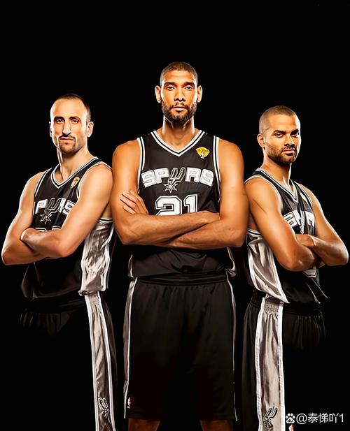 马刺拿过几个NBA总冠军?传奇王朝的兴衰,马刺五冠辉煌背后的辛酸!