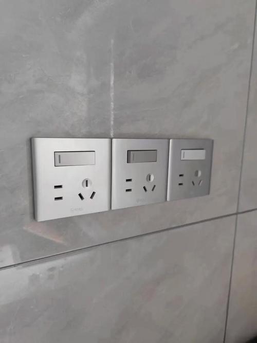 公牛插座怎么样？好用吗？用户真实评价告诉你！