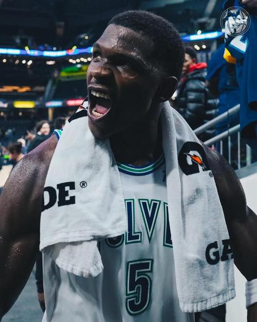 戈伯特个人资料详解：身高、年龄、球队及荣誉