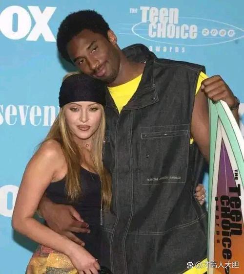 科比与瓦妮莎的爱情故事:他真的只有一个妻子吗?