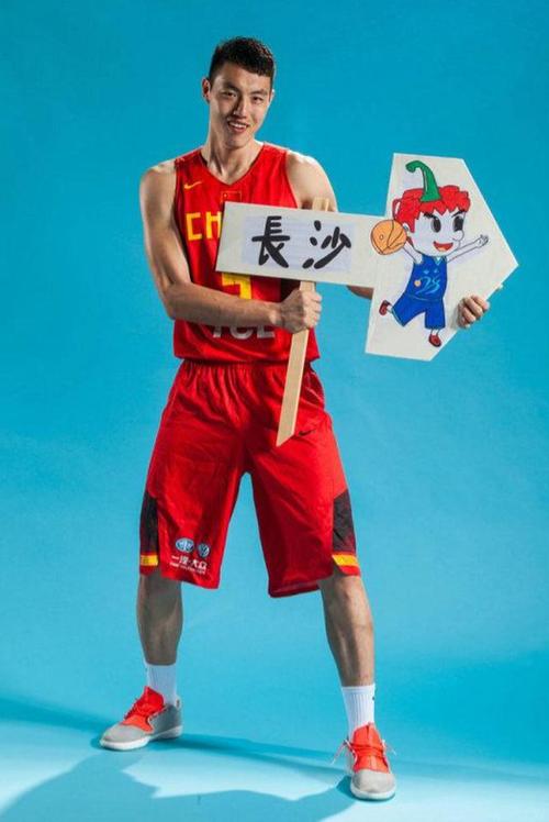 CBA翟晓川年薪曝光！你猜是多少？