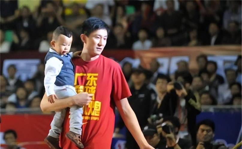 杜锋有几任妻子？揭秘名帅背后的感情故事