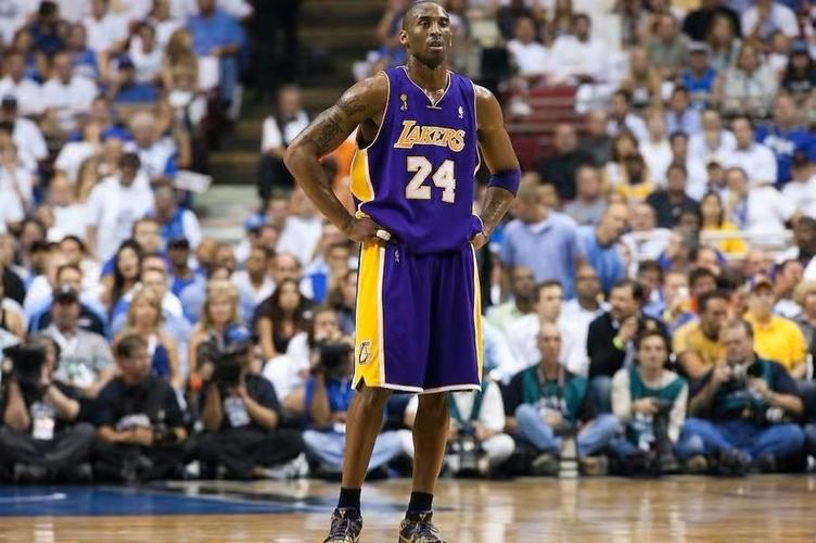 科比回来了吗？季前赛首秀精彩回顾及分析