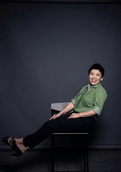 邓亚萍财富有多少亿?运动员转型商业的成功案例