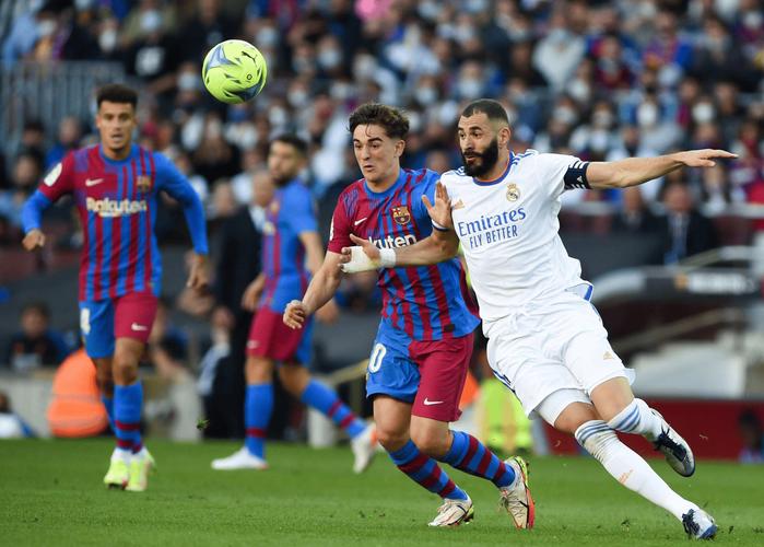 西甲德比:皇马巴萨的巅峰对决,你了解多少?