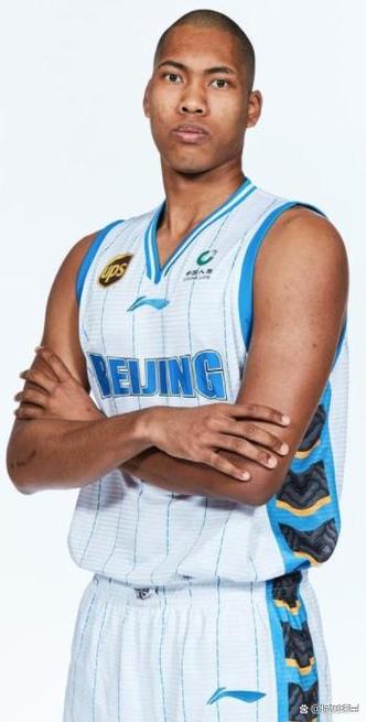 丘天是混血儿吗？揭秘中国男篮混血球员的真实身份