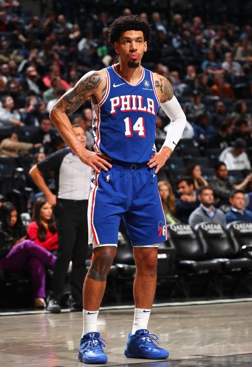 丹尼格林NBA生涯回顾：他究竟有多强？