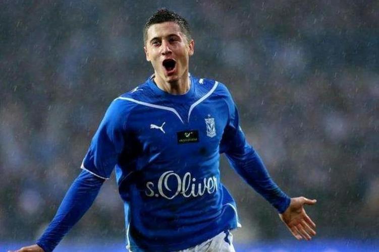 莱万多夫斯基算巨星吗?数据告诉你答案!