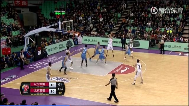 职业球员卫猛扣篮频频失败，究竟是怎么回事？