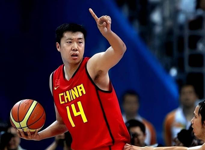 王治郅不归事件全回顾：影响中国篮球的事件