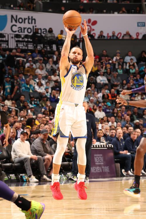 解密库里三分大赛得分秘诀，历史排名及数据分析