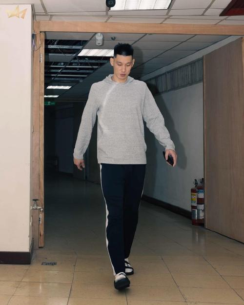 191cm？林书豪身高引发网友热烈讨论