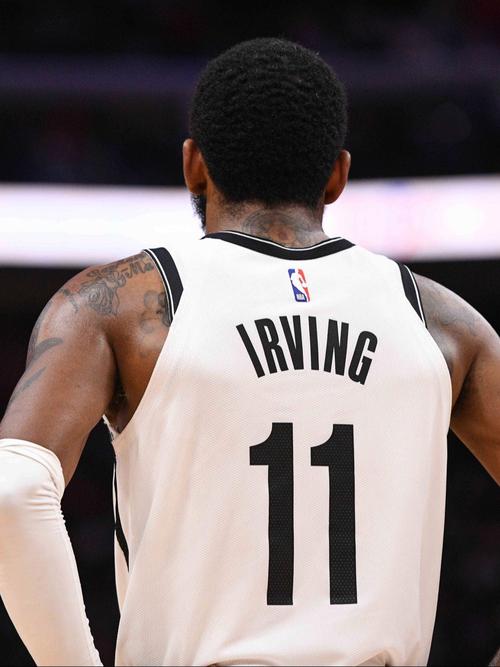 NBA球星凯里欧文，他现在的球衣号码是几号？