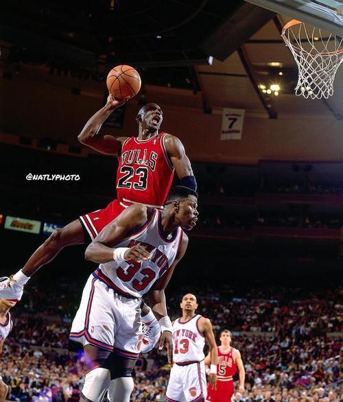 乔丹打球干净吗？揭秘篮球之神的比赛细节