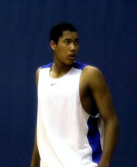 丘天是混血儿吗？揭秘中国男篮混血球员的真实身份