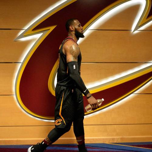 詹姆斯总得分是多少?带你回顾他的辉煌得分之路